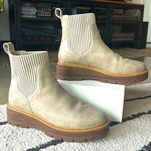 Timberland Cervinia Valley Chelsea boots, size 7 (EU 38)